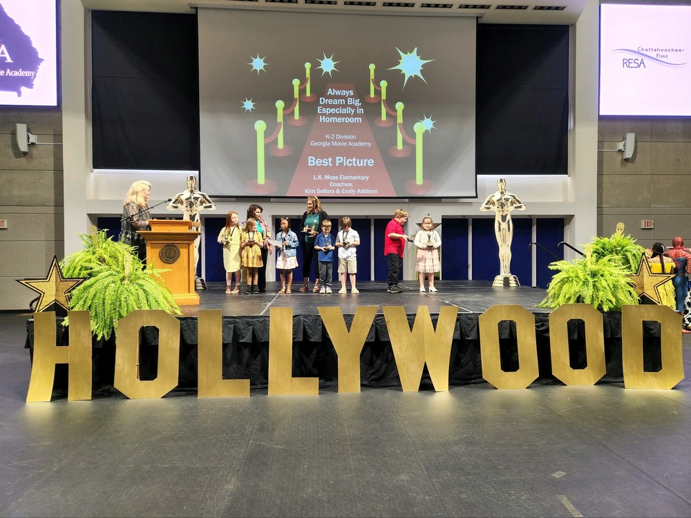 2nd Grade recieves BEST MOVIE at GMA for K-2 division